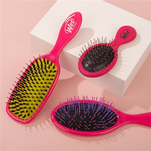 WetBrush Thick Hair Detangler Pink