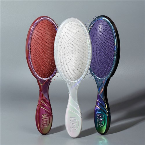 WetBrush Pro Holographic Detangler Cherry