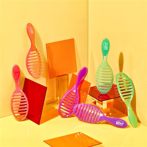 WetBrush Prismatic Glow Speed Dry Pink