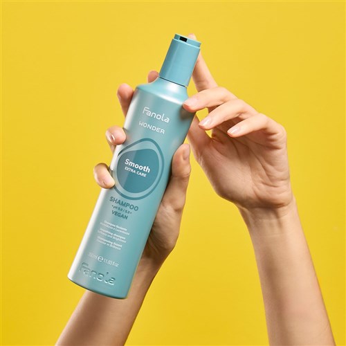 Fanola Wonder Smooth Shampoo 1L